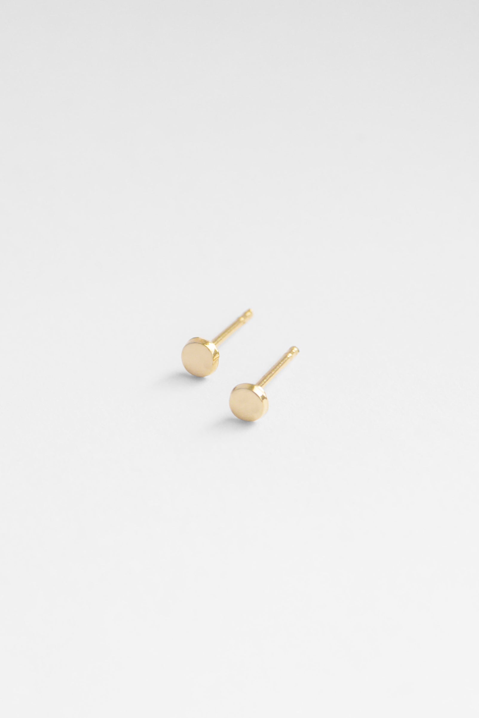 Edna Studs Solid 14K